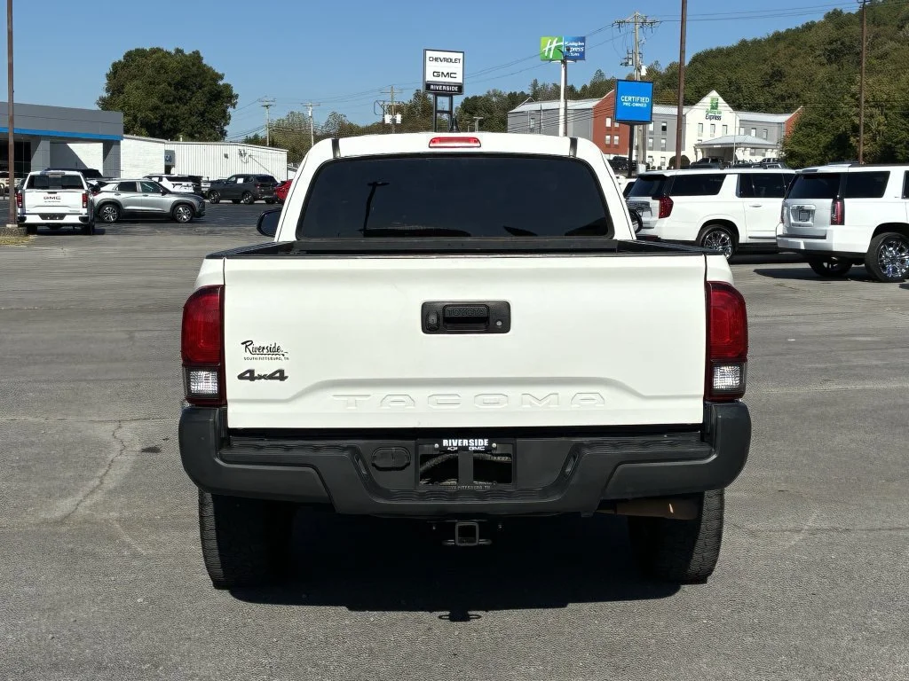 Used 2020 White Toyota SR image 8