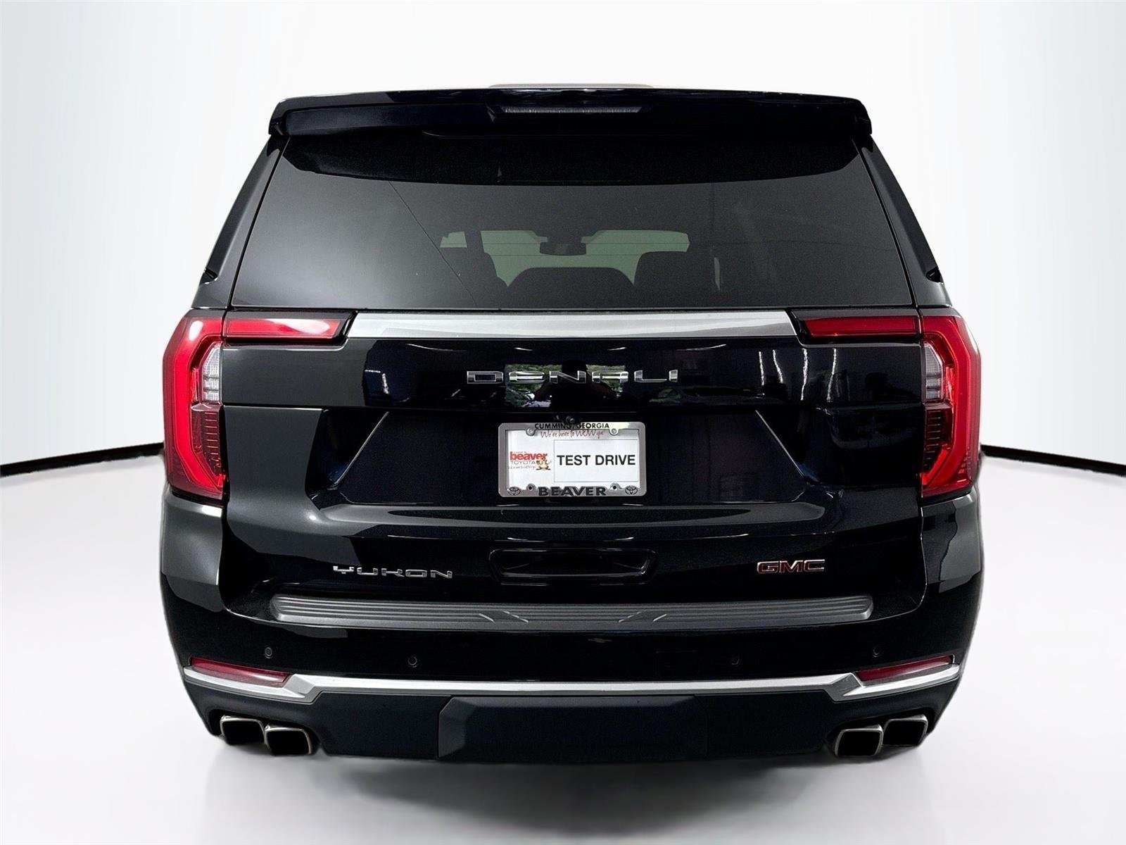 Used 2025 Onyx Black GMC Denali image 12