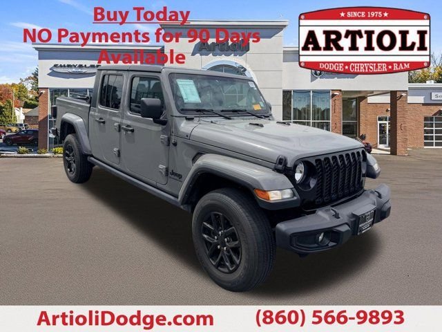 Certified Used 2022 Gray Jeep Altitude image 1