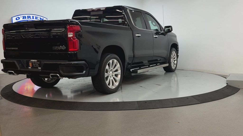 Used 2020 Black Chevrolet High Country image 5