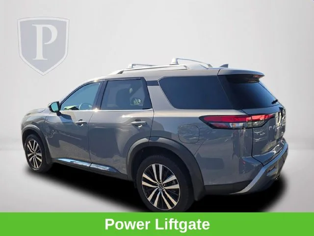 Used 2024 Gray Nissan Platinum image 12