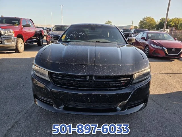 Used 2022 Black Dodge SXT image 2