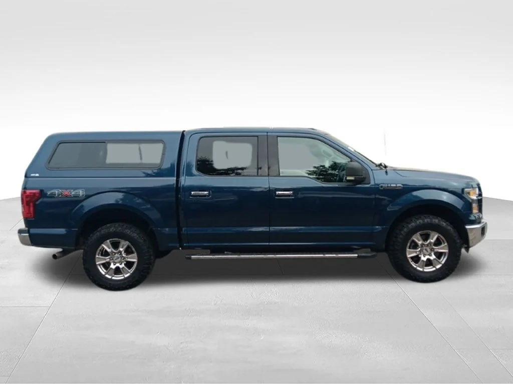 Used 2016 Blue Jeans Metallic Ford XLT image 8