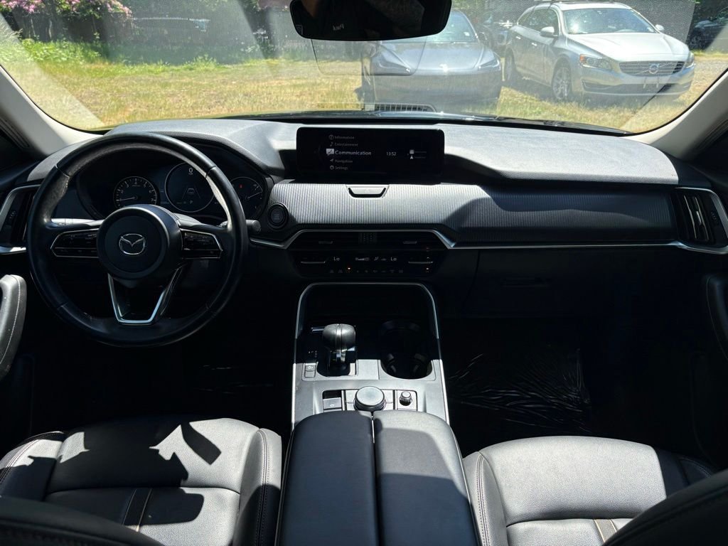 Used 2025 Jet Black Mazda 3.3 Turbo Select image 18