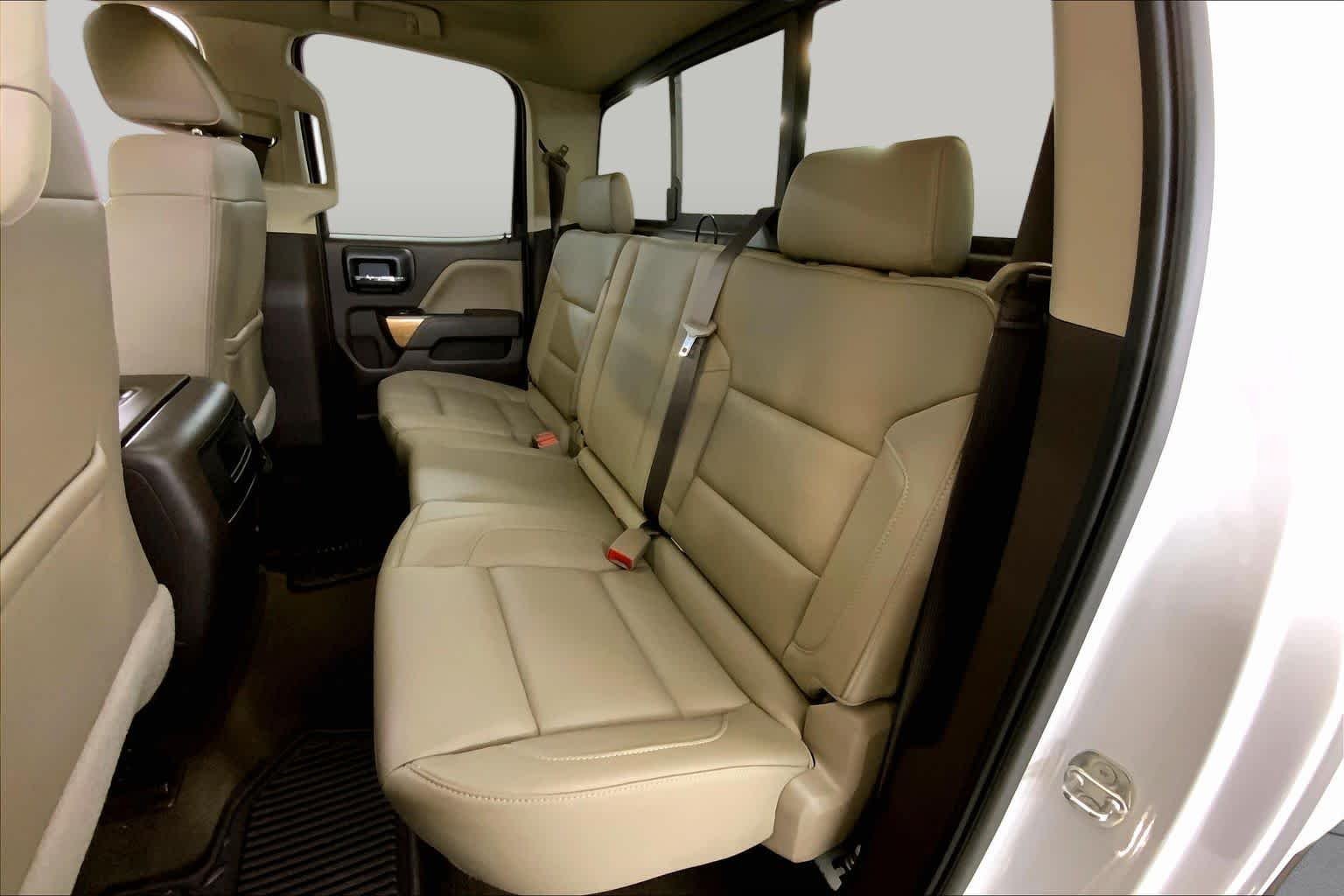 Used 2018 Summit White Chevrolet LTZ image 20