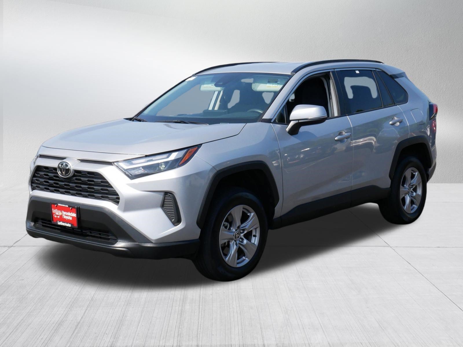 Certified Used 2025 Silver Sky Metallic Toyota XLE image 3