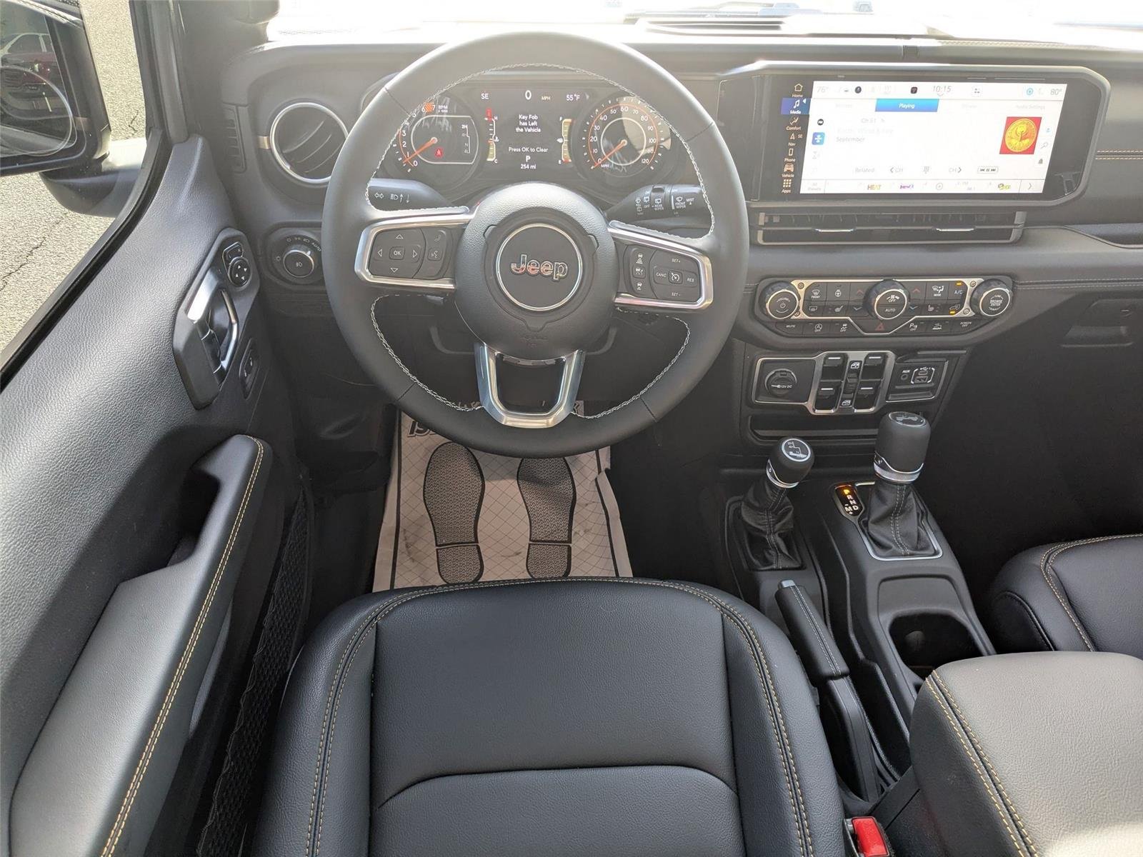 2025 Jeep Wrangler 4-Door Sahara - Photo 25