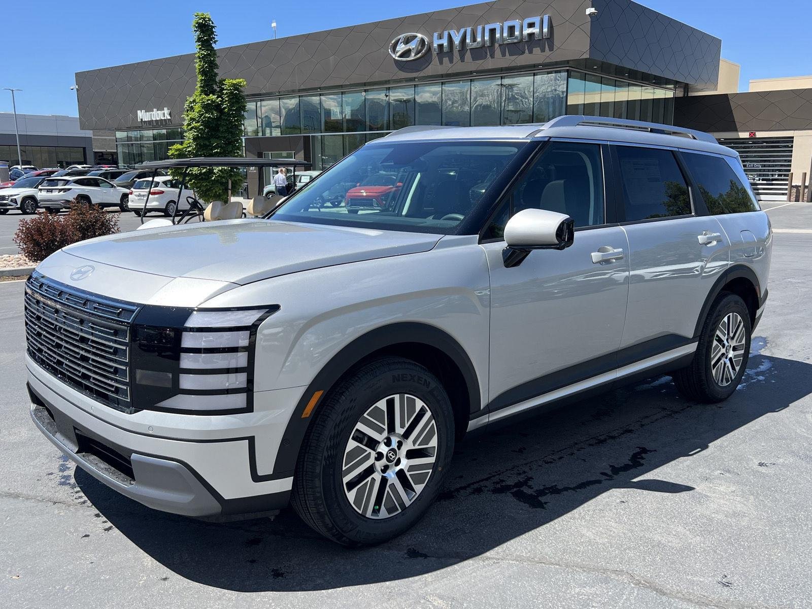 2026 Hyundai Palisade SEL Premium 8 Passenger Hybrid AWD's photo