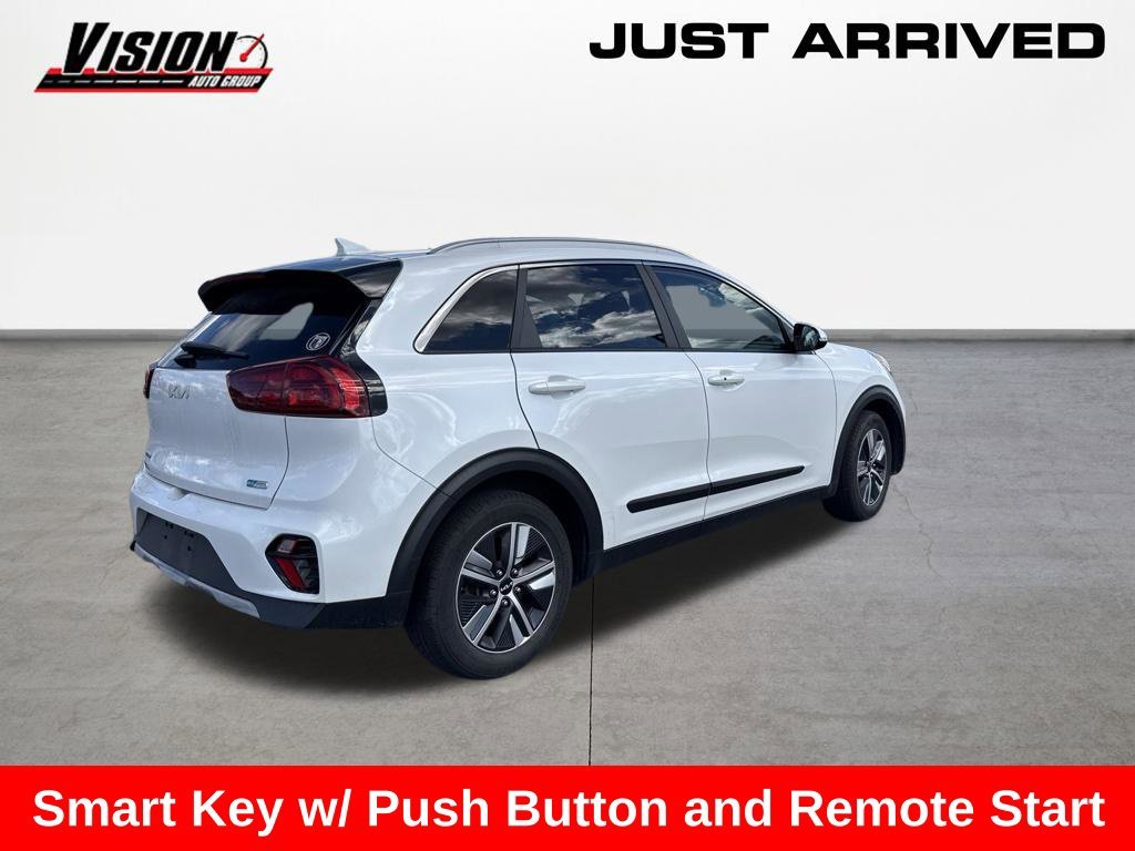 Used 2022 White Kia EX image 7