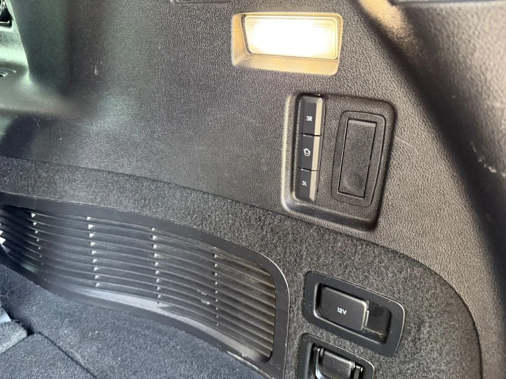 Used 2020 Black Lincoln Reserve image 33