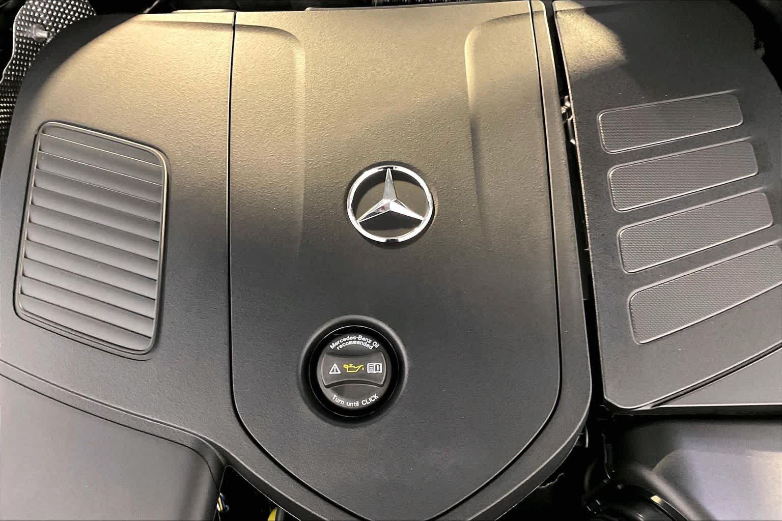 New 2027 MANUFAKTUR Alpine Grey Mercedes-Benz GLC 300 image 15