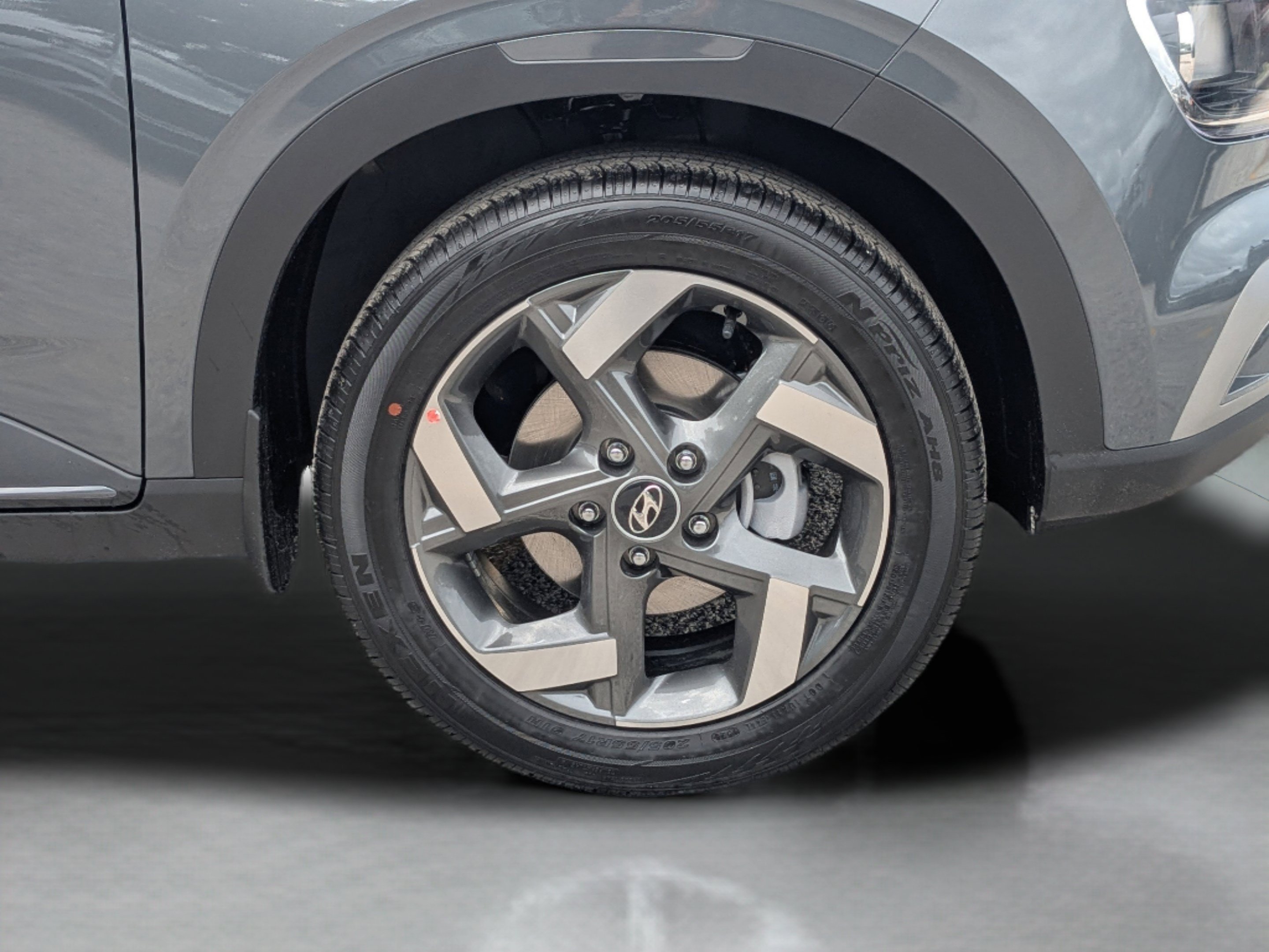 New 2026 Ecotronic Gray w/Black Roof Hyundai SEL w/Two-Tone Roof image 11