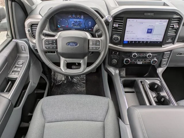 New 2026 Iconic Silver Metallic Ford XLT image 16