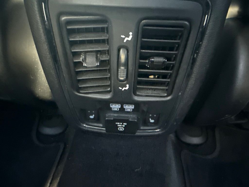 Used 2014 Gray Jeep Limited image 10
