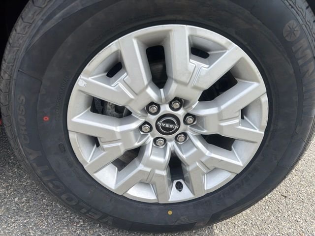 Used 2023 Red Nissan SV image 19