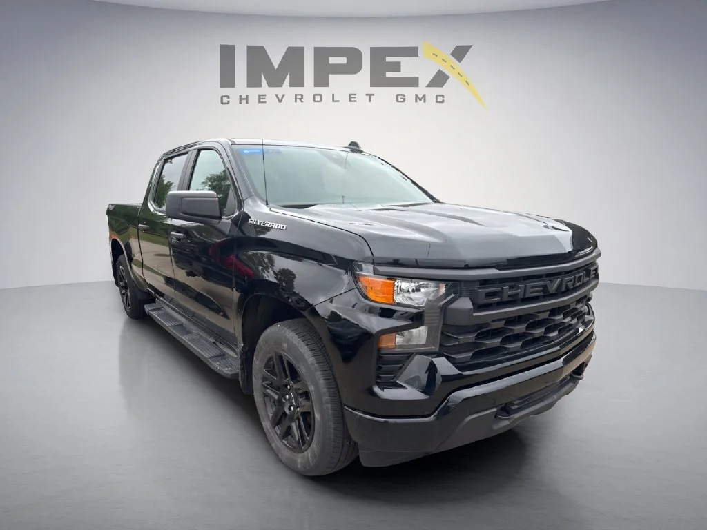 Used 2024 Black Chevrolet Custom image 5