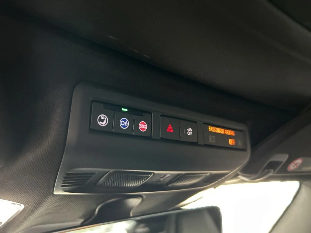 Used 2022 Blue Chevrolet Stingray image 40