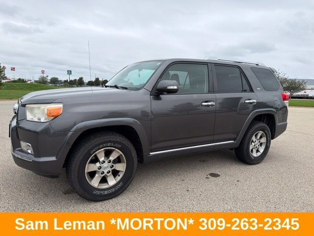Used 2011 Gray Toyota SR5 image 1