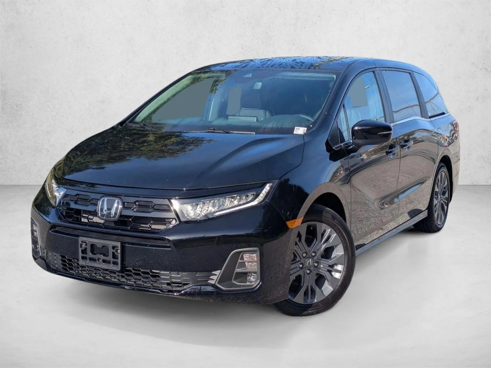 Used 2025 Crystal Black Pear Honda Touring image 1