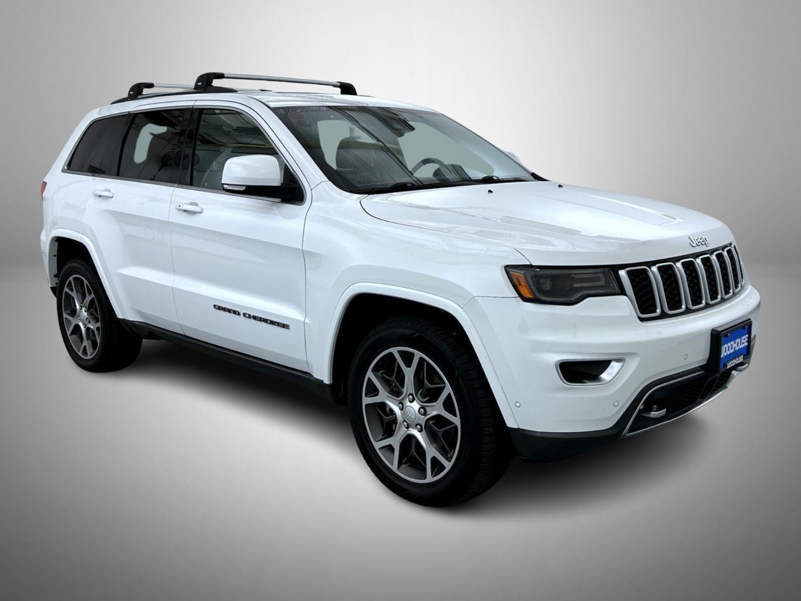 Used 2018 White Jeep Limited image 3