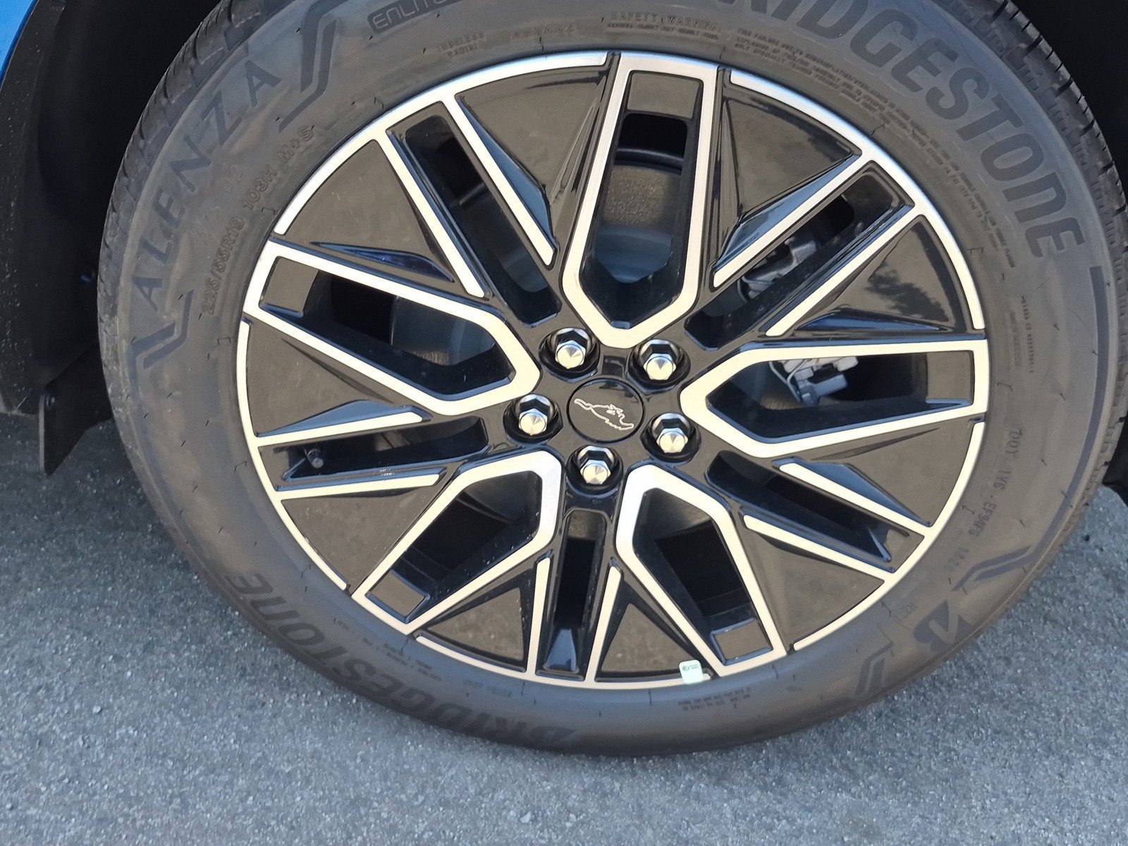 New 2026 Velocity Blue Metallic Ford Premium image 18