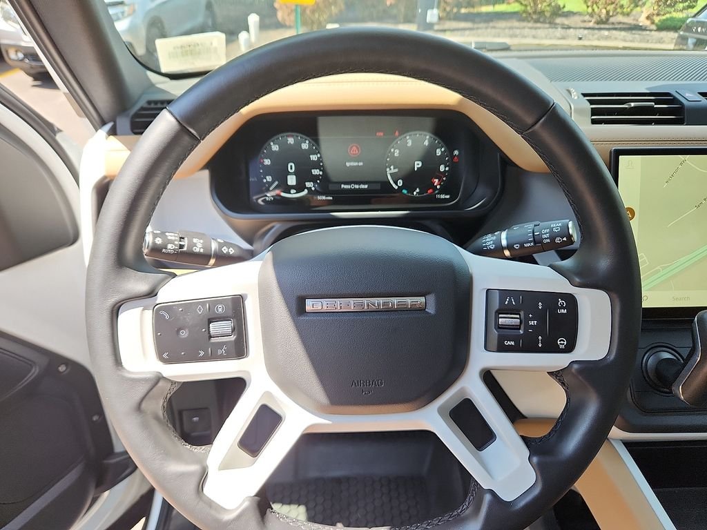 Used 2026 Fuji White Land Rover S image 19