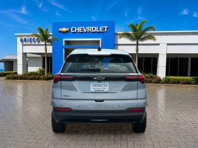 New 2027 Sterling Grey Metallic Chevrolet LT image 4