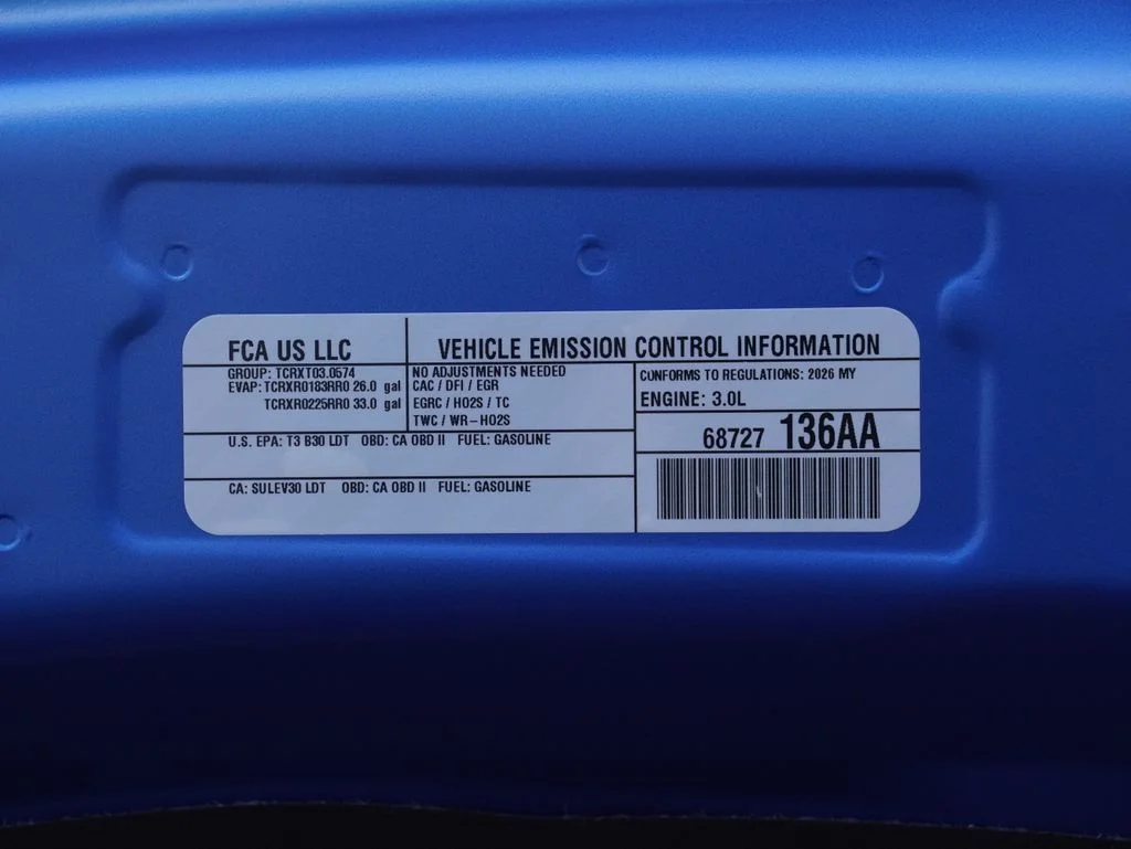 New 2026 Hydro Blue Pearl-Coat Exterior Paint RAM Big Horn/Lone Star image 36