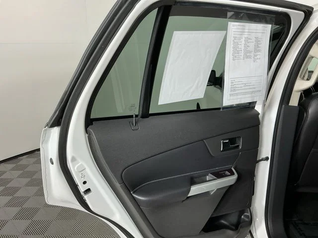Used 2012 White Ford Sport image 27