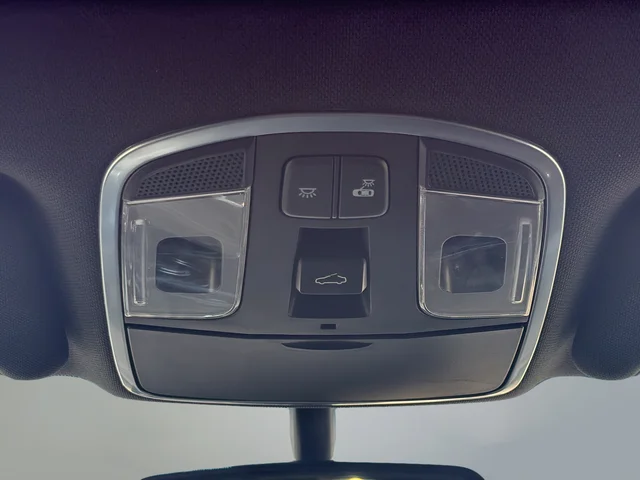 Used 2018 Gray Hyundai Sport image 35