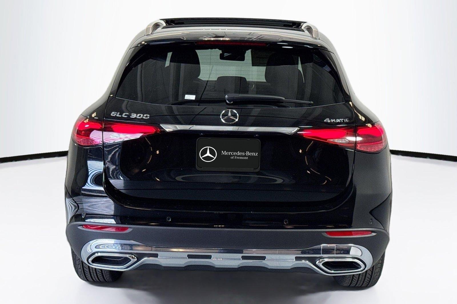 New 2026 Black Mercedes-Benz GLC 300 image 6