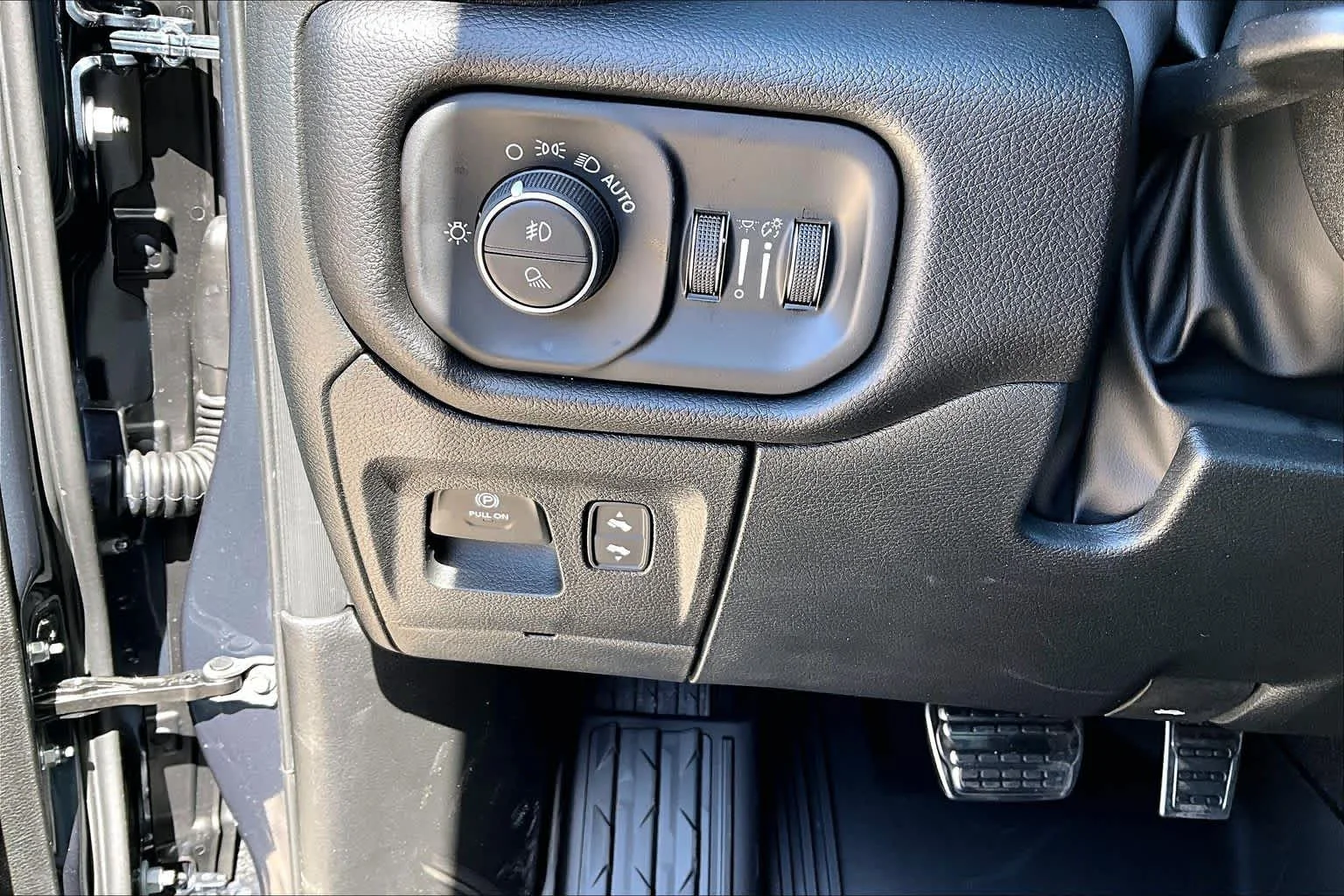 New 2026 Forged Blue Metallic Exterior Paint RAM RHO image 20