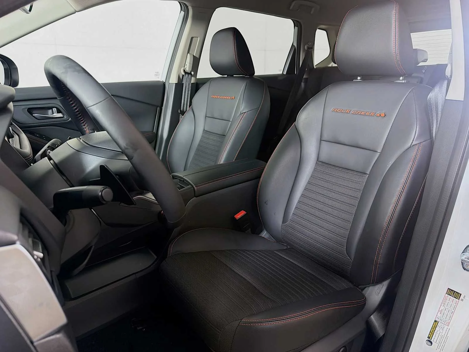 Certified Used 2025 Everest White Pearl Nissan Rock Creek image 16