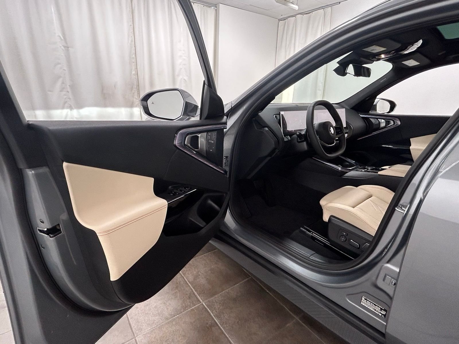 New 2026 Skyscraper Grey Metallic BMW 30 xDrive image 23