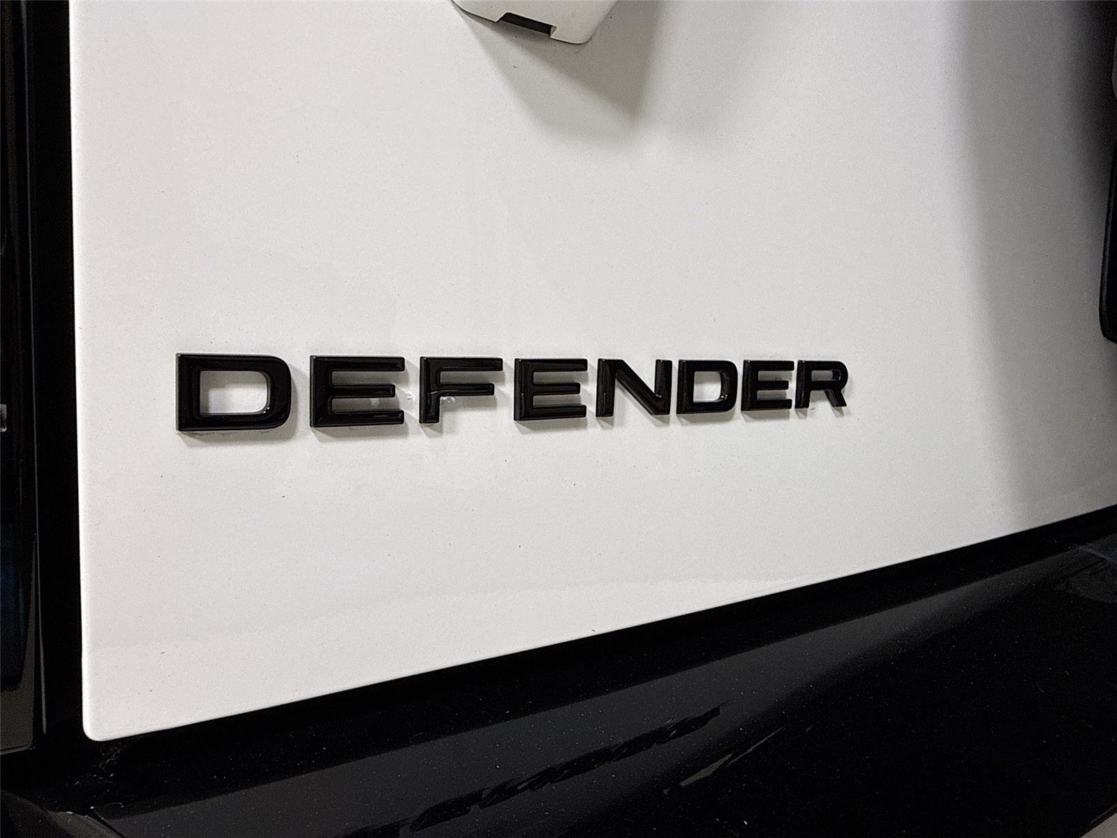 Used 2026 Fuji White Land Rover X-Dynamic SE | Urban Widetrack Build image 32