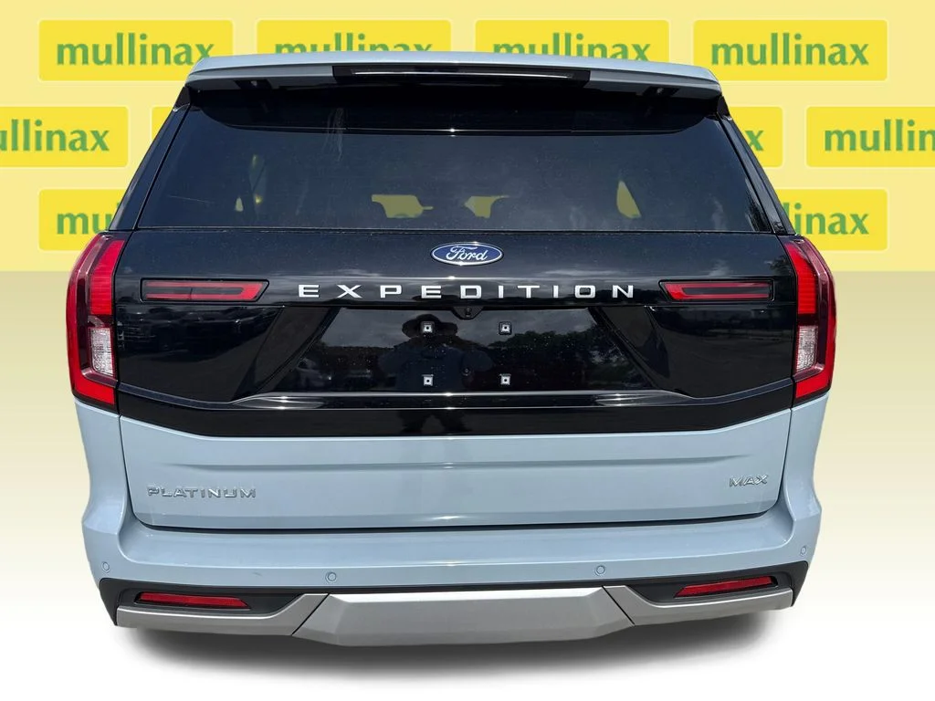 New 2026 Gray Ford Platinum image 16