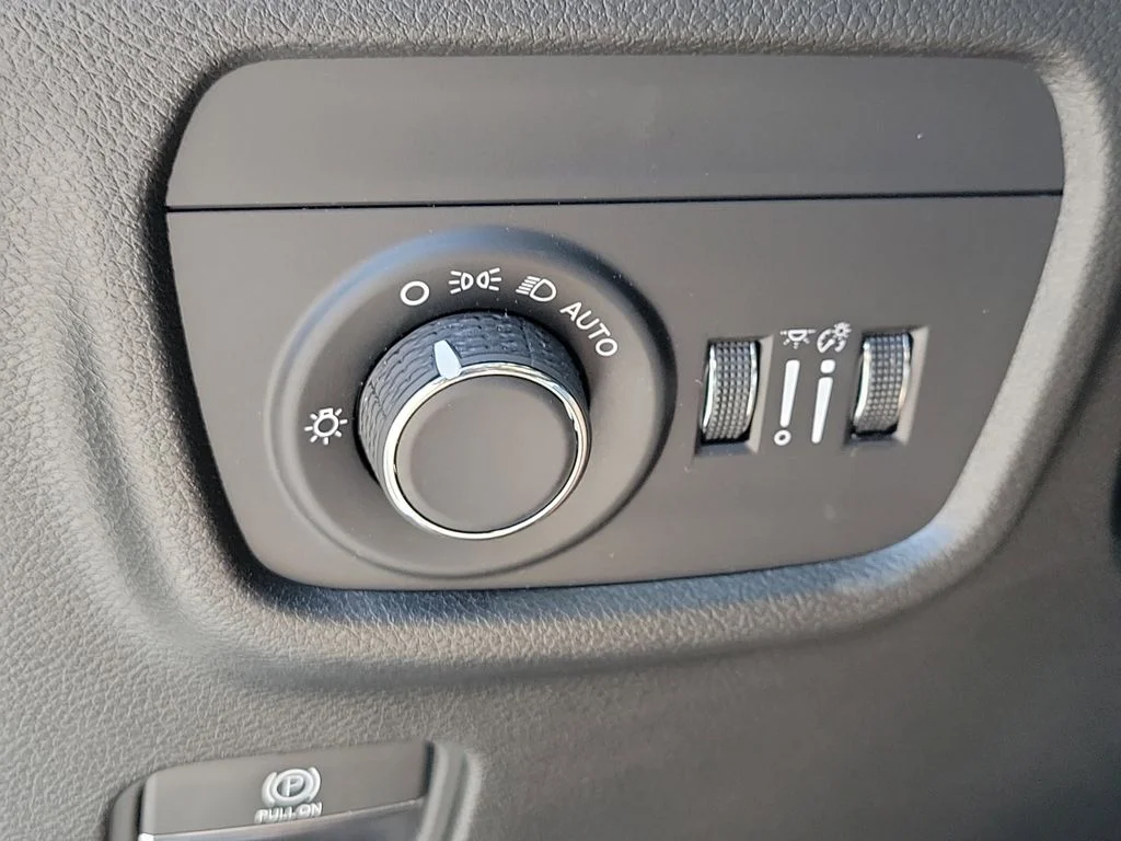 Used 2024 Bright White Clearcoat Jeep Laredo X image 30