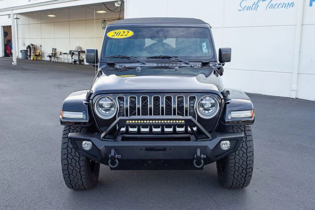 Used 2022 Black Clearcoat Jeep Unlimited Sahara 4xe image 4