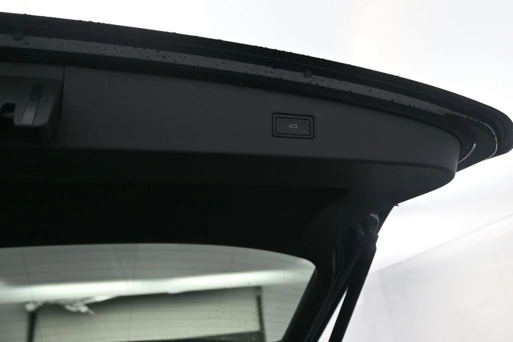 Used 2024 Black Volkswagen 2.0T SE R-Line Black image 45