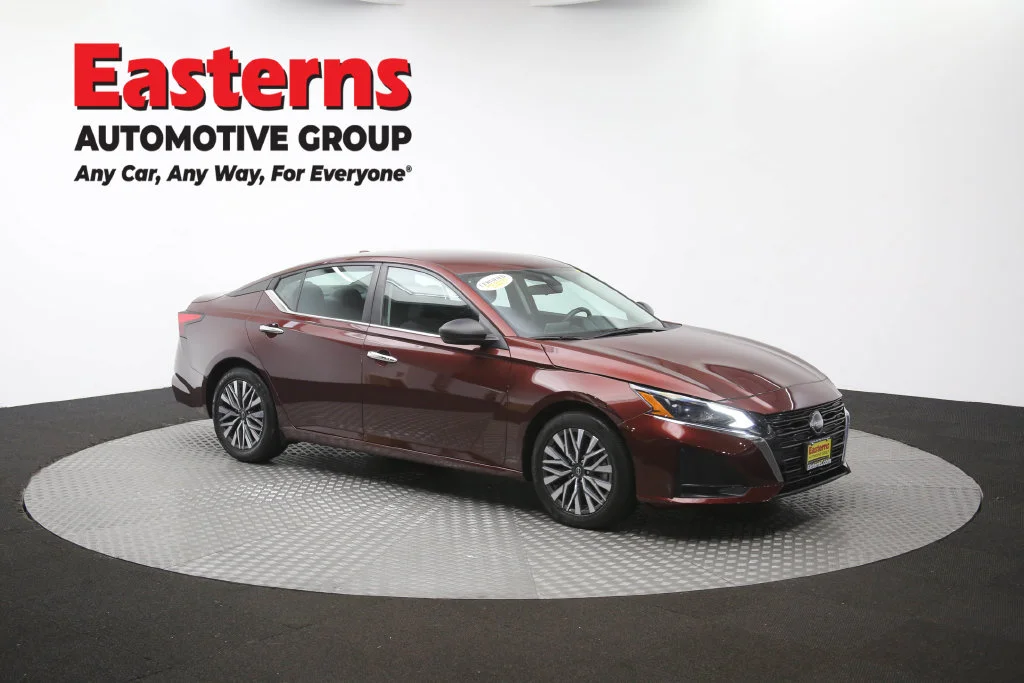 Used 2024 Red Nissan 2.5 SV image 50