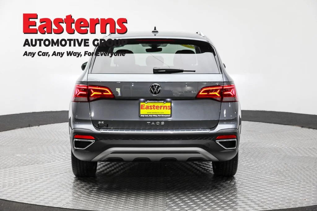 Used 2023 Gray Volkswagen 1.5T SE image 6