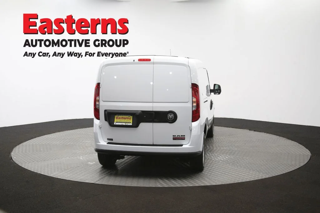 Used 2022 White Ram Base image 36