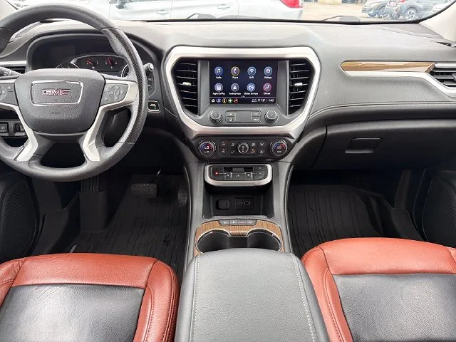 Used 2023 White GMC SLE image 9
