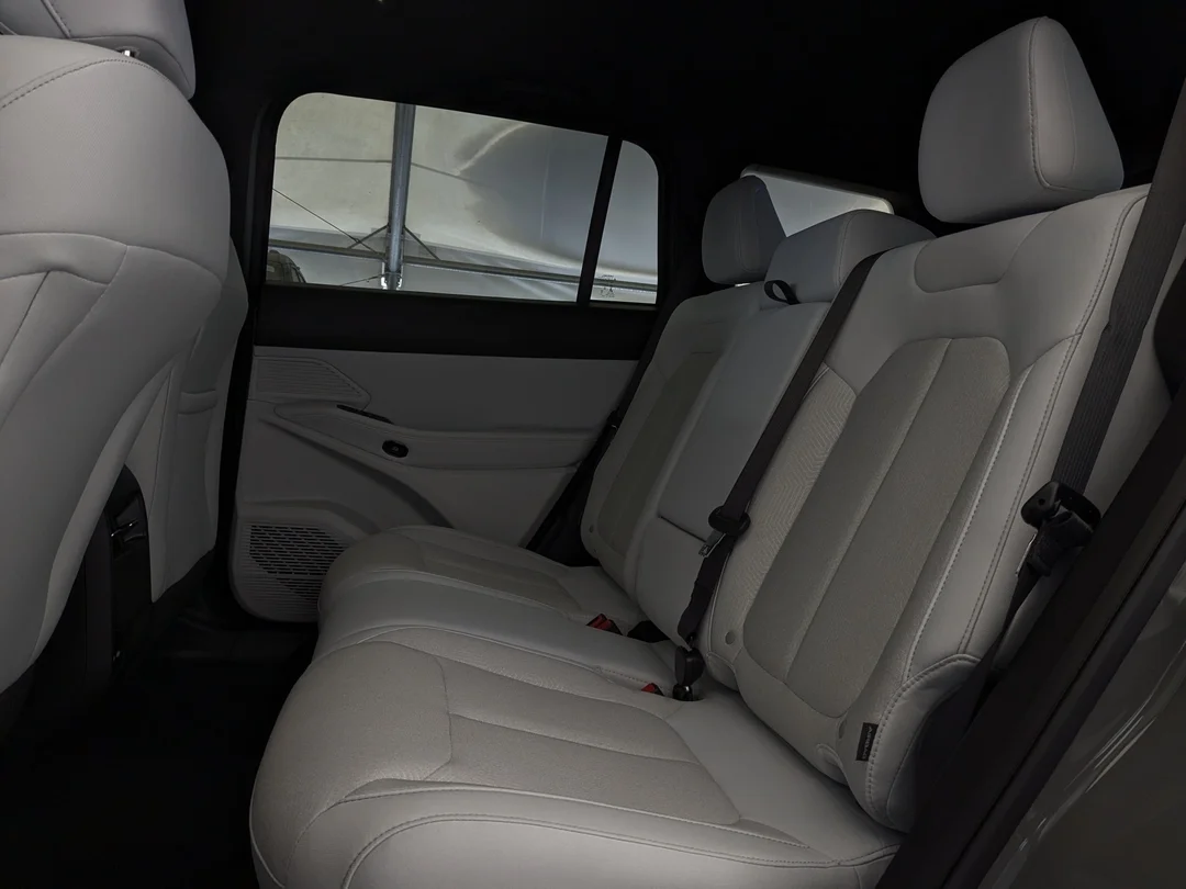 New 2026 Grey Jeep Laredo - - 4x4 - Hybrid - Adaptive Cruise - 12.3 Display - Heated Seats/Wheel & More! image 29