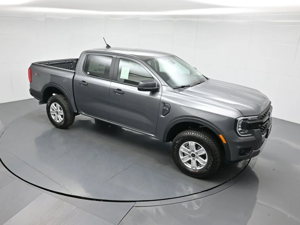 New 2025 Gray Ford XL image 37