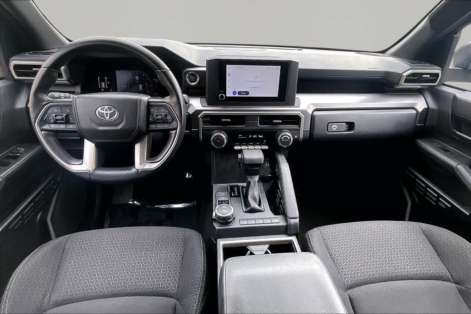 Used 2025 Cutting Edge Toyota SR5 image 16