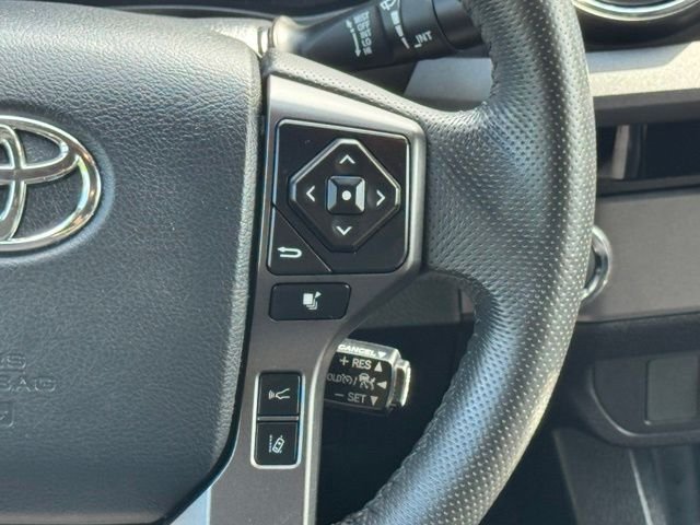 Used 2018 White Toyota TRD Off-Road image 32