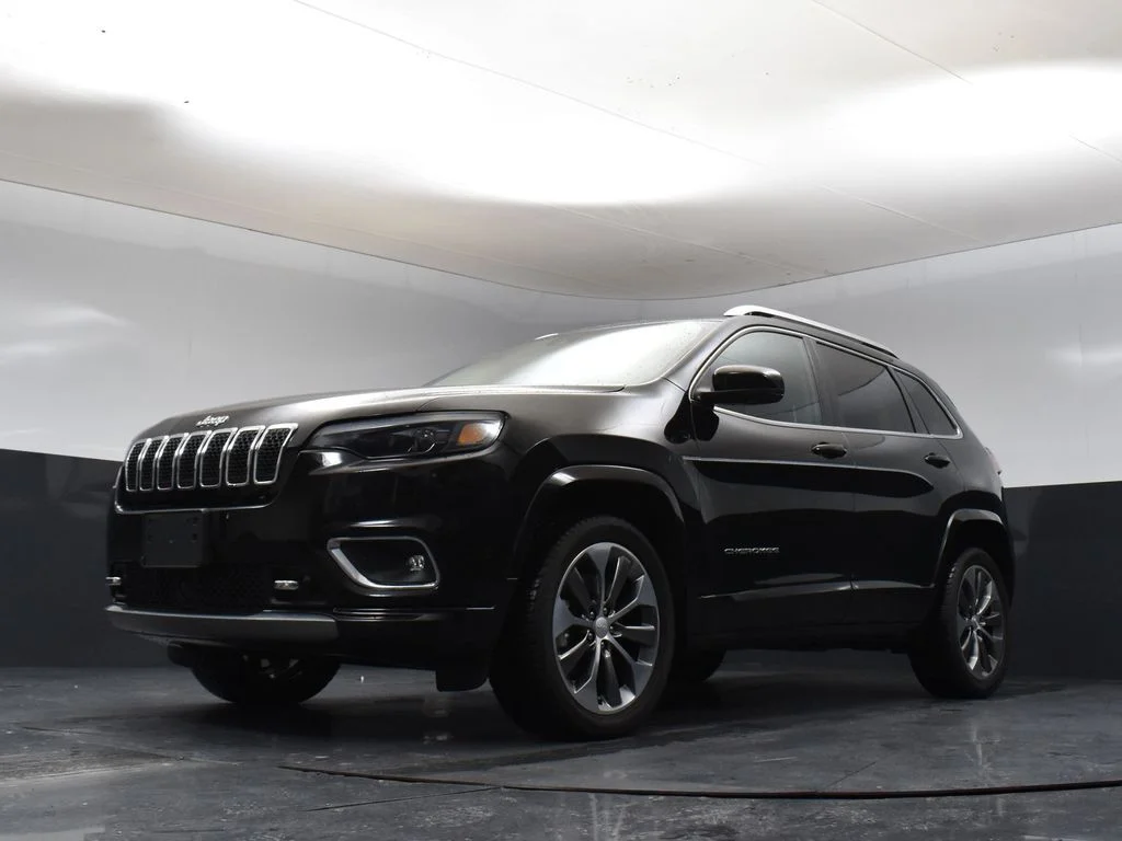 Used 2019 Black Jeep Overland image 37