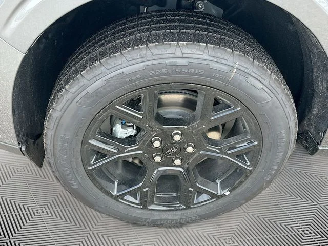 New 2026 Gray Metallic Ford Lariat image 19