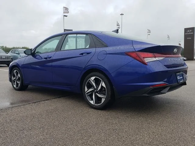 Used 2023 Blue Hyundai SEL image 8